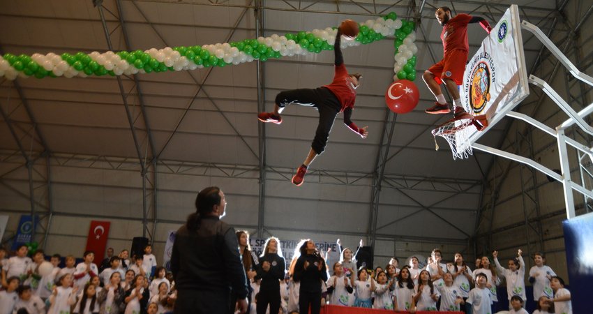 Bursa Büyükşehir Belediyespor Okul Sporları Etkinliği